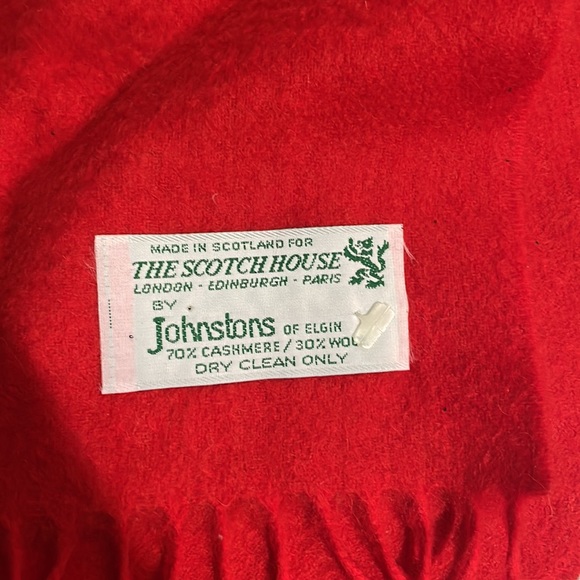 cashmere / wool red scarf - Picture 4 of 8